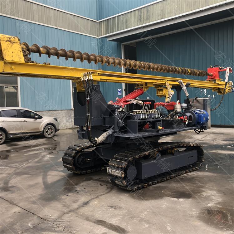 履帶光伏鉆孔機(jī)，光伏螺旋鉆孔機(jī)報(bào)價(jià)